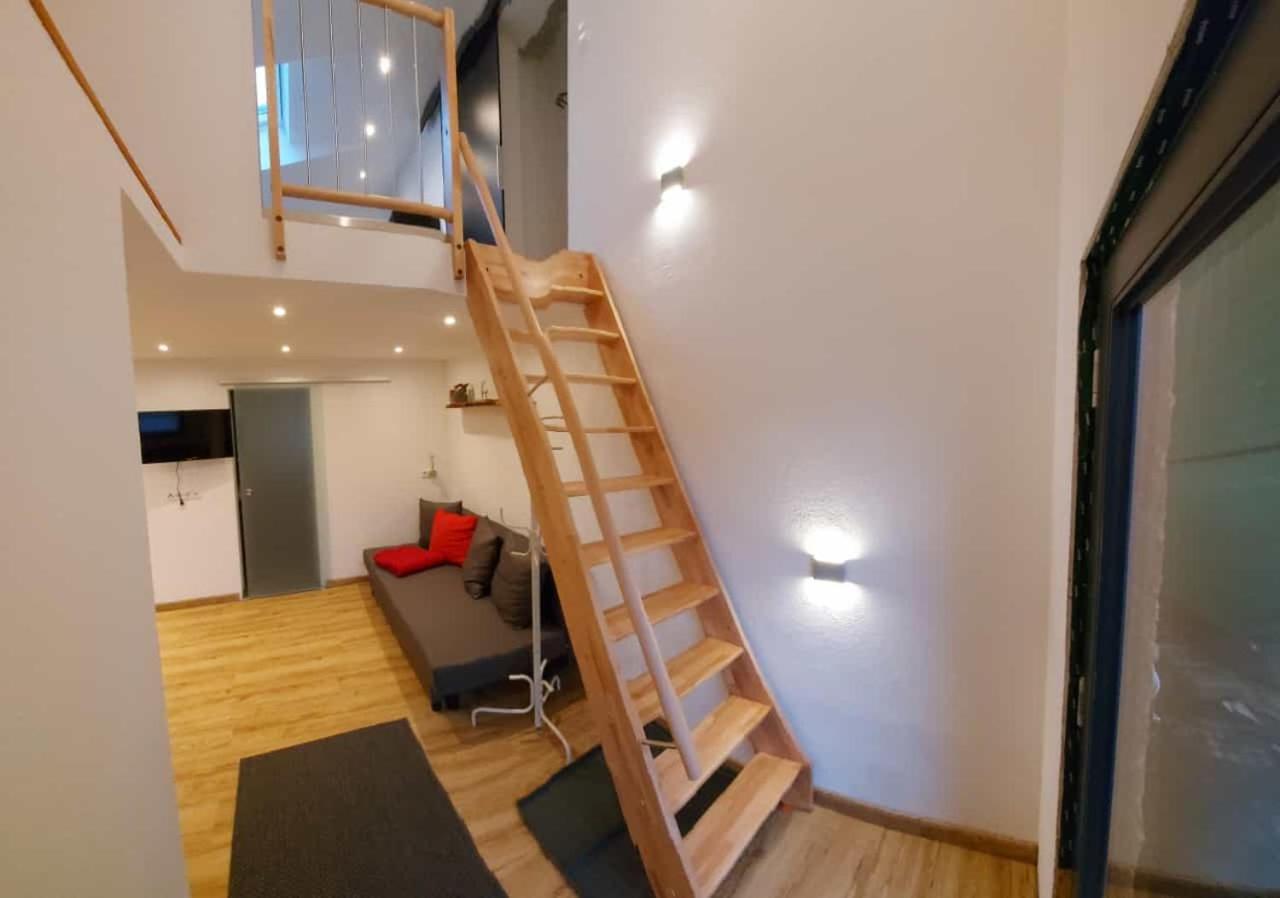 Öhringen Ferienhaus: Mitten Auf Dem Reiterhof מראה חיצוני תמונה